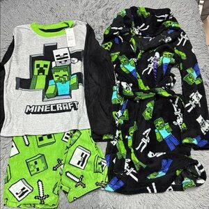 🥰🥰 Minecraft 2 Piece Pajamas + Plush Hooded Robe 🥰🥰